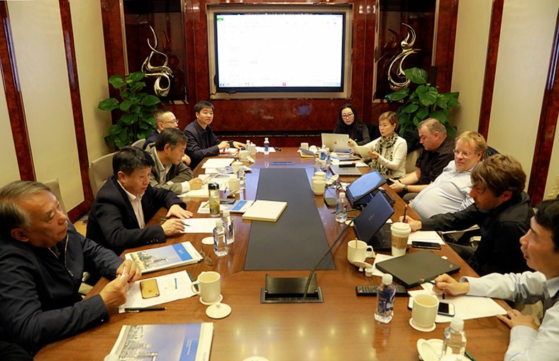 熊良虎赴京调查德国迪芬巴赫公司、ESATPOINT GLOBAL公司生态PT电子游戏板材设备工艺