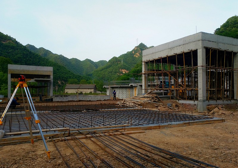 旧日秦岭伤疤 今日景致如画——陕西PT电子游戏集团黄龙河道域传染治理侧记