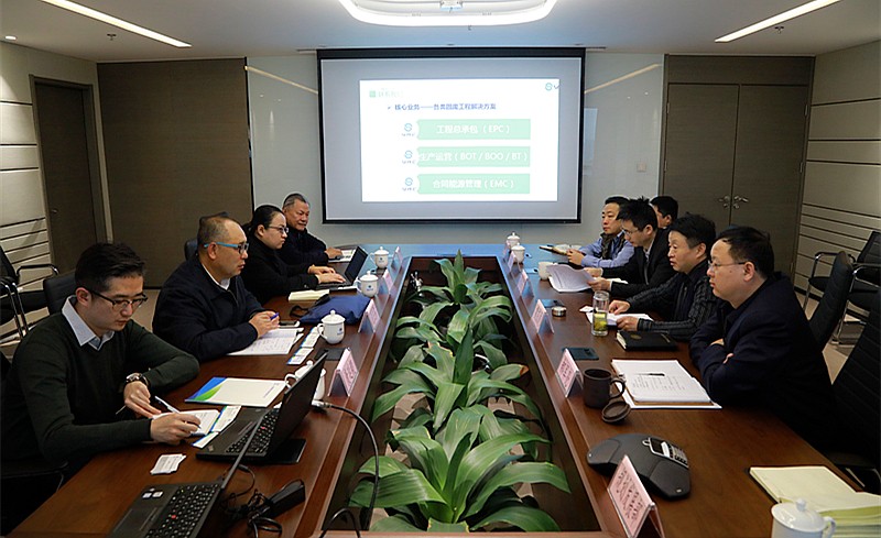 熊良虎会见中建材(北京)PT电子游戏公司董事长泥卫东 熊良虎会见中建材(北京)PT电子游戏公司董事长泥卫东