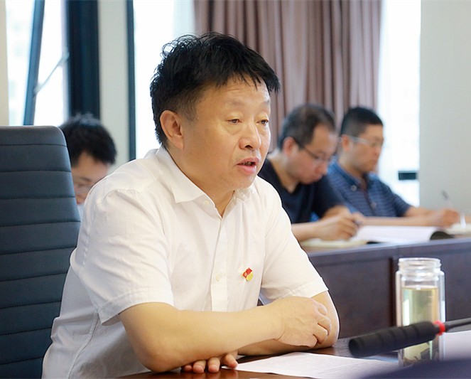 陕西PT电子游戏集团进杏装不忘初心、服膺使命”主题教育集中进建钻研