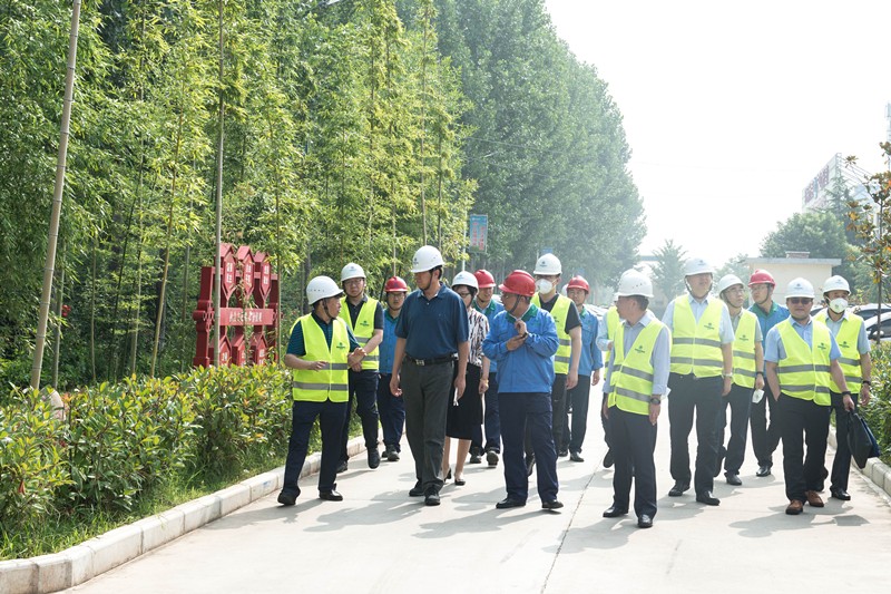 省委组织部副部长范永斌到陕西PT电子游戏集团调研