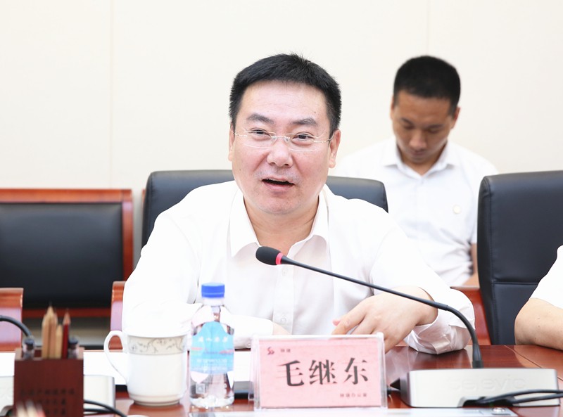 陕西PT电子游戏集团与陕西建工集团互换座谈 陕西PT电子游戏集团与陕西建工集团互换座谈