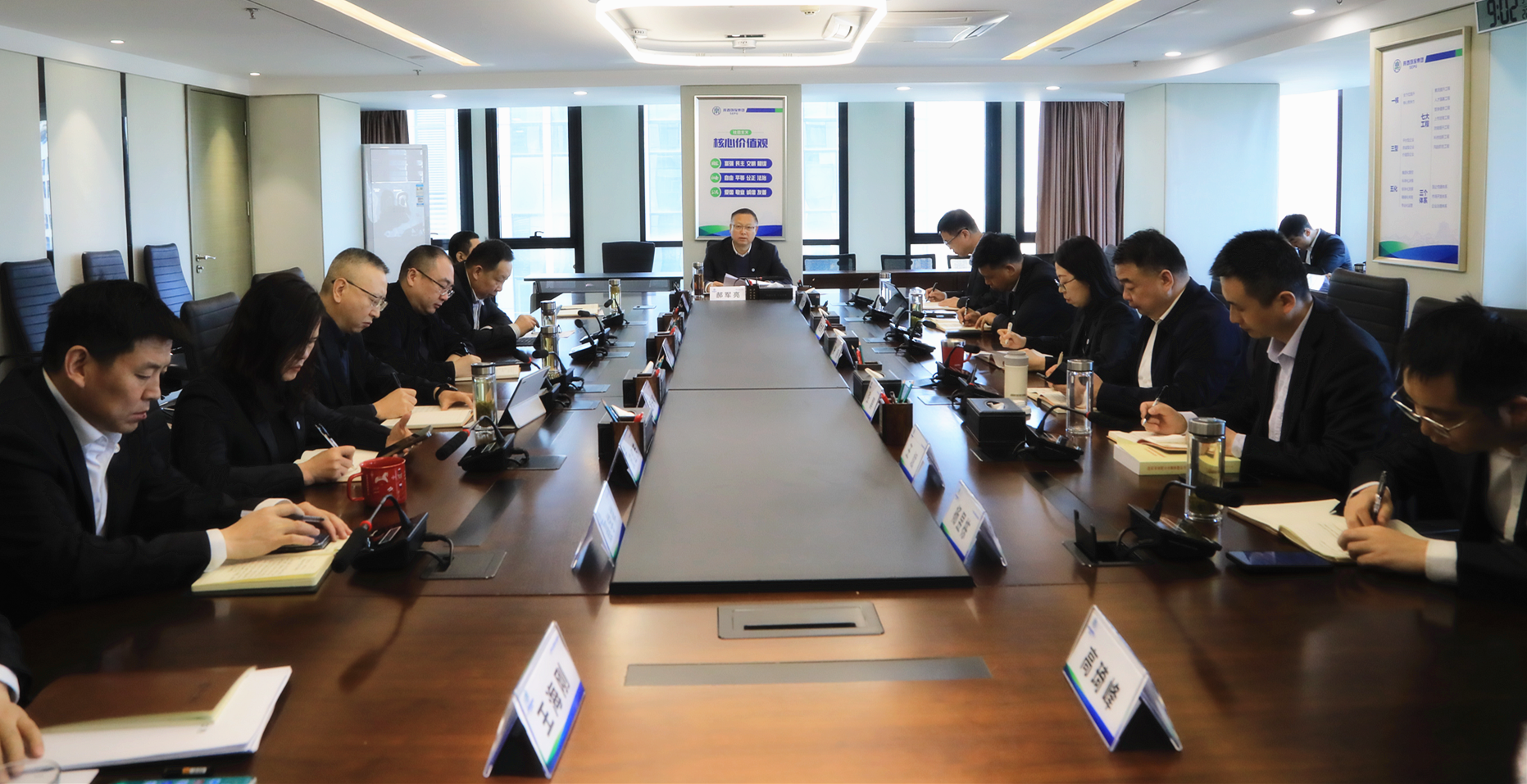 陕西PT电子游戏集团专题通报进建习近平总书记沉要讲话和全国两会心灵 陕西PT电子游戏集团专题通报进建习近平总书记沉要讲话和全国两会心灵