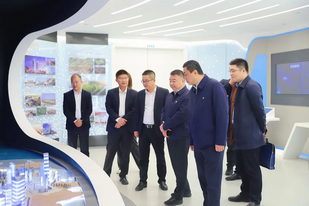 陕西PT电子游戏集团与中建新疆建工西北公司座谈互换 陕西PT电子游戏集团与中建新疆建工西北公司座谈互换